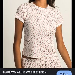 ⭐️Harlow Floral  Shirt - Cream and Pink size xs waffle material